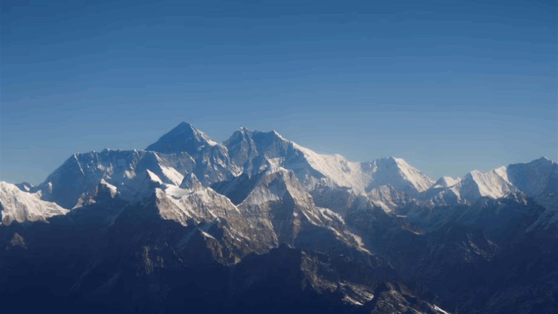 US climber urges better policing to keep Everest free from garbage