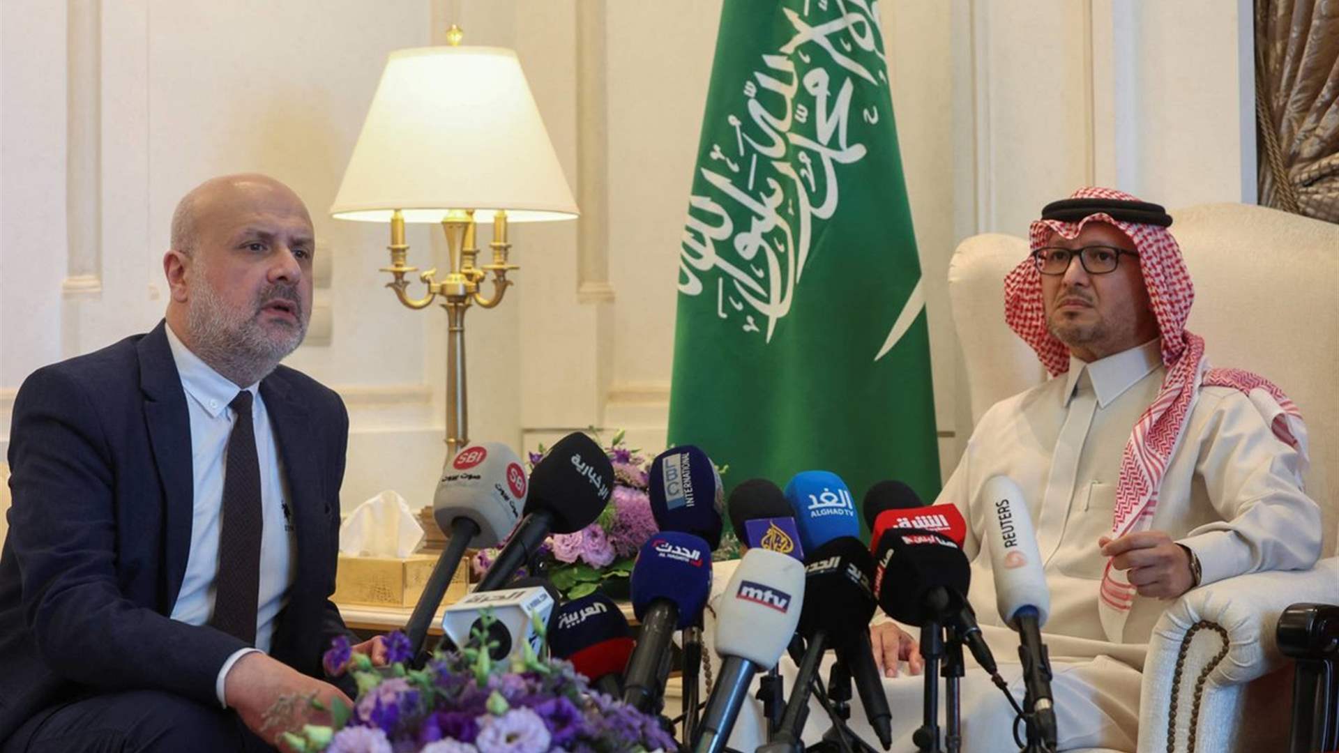 المسؤولون اللبنانيون يؤكدون: خطف المواطن السعودي لن يؤثر على علاقات البلدين (الشرق الأوسط)