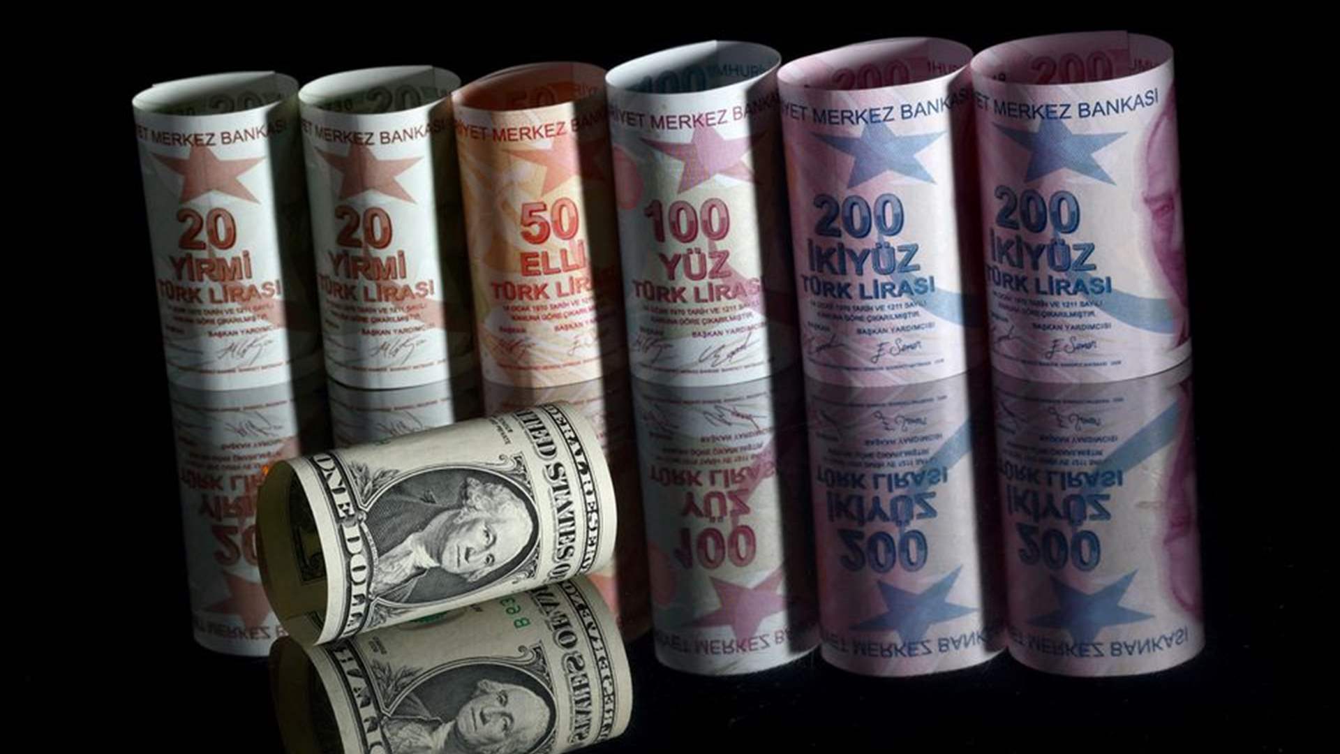 Lira hits record low as Turkey prepares for new cabinet