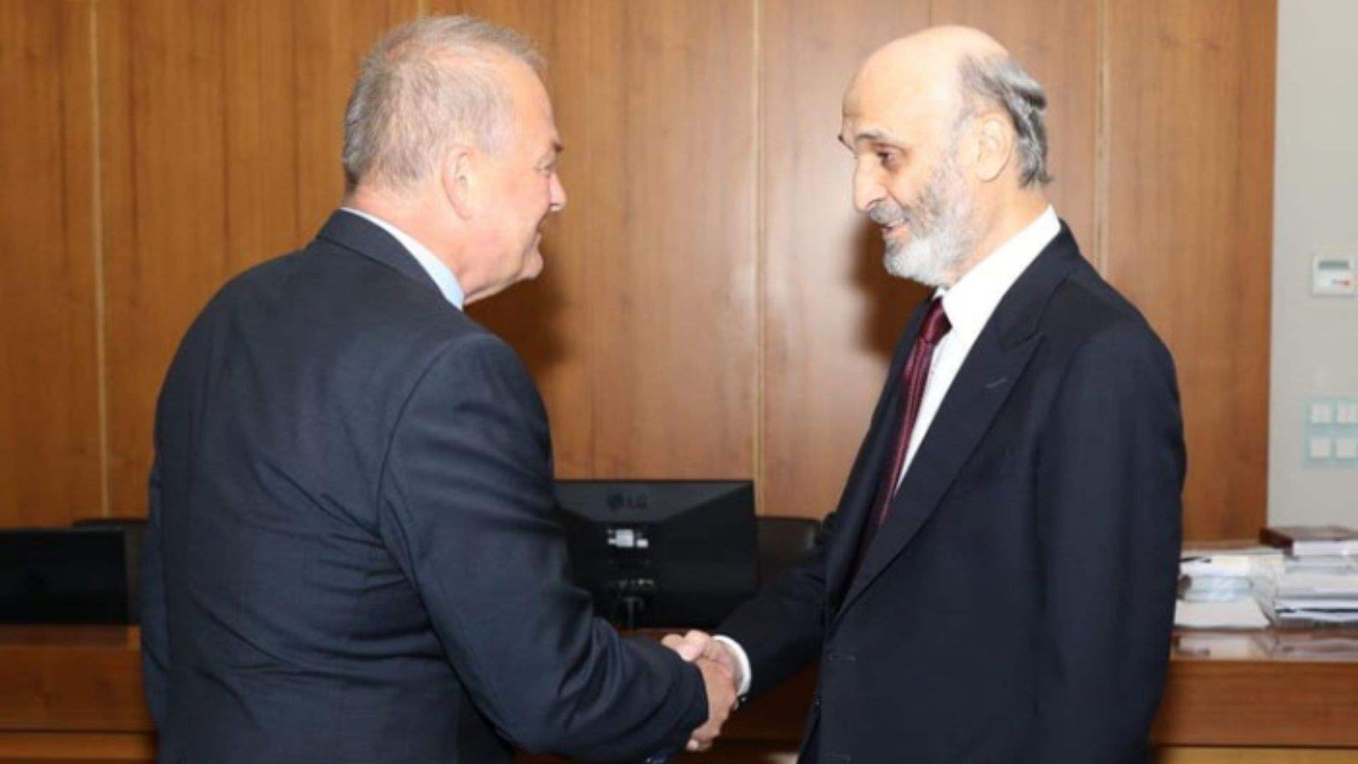 Geagea discusses local, regional developments with Russian Ambassador 