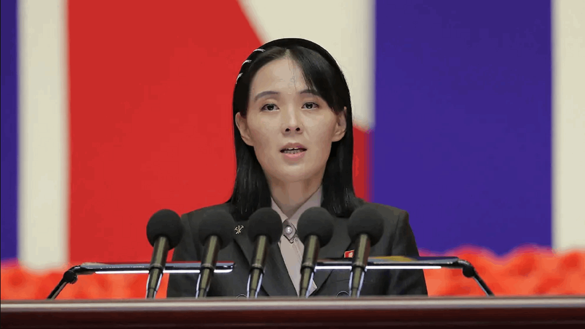 شقيقة الزعيم الكوري الشمالي تؤكد أن بلادها ستنجح في وضع قمر اصطناعي في المدار