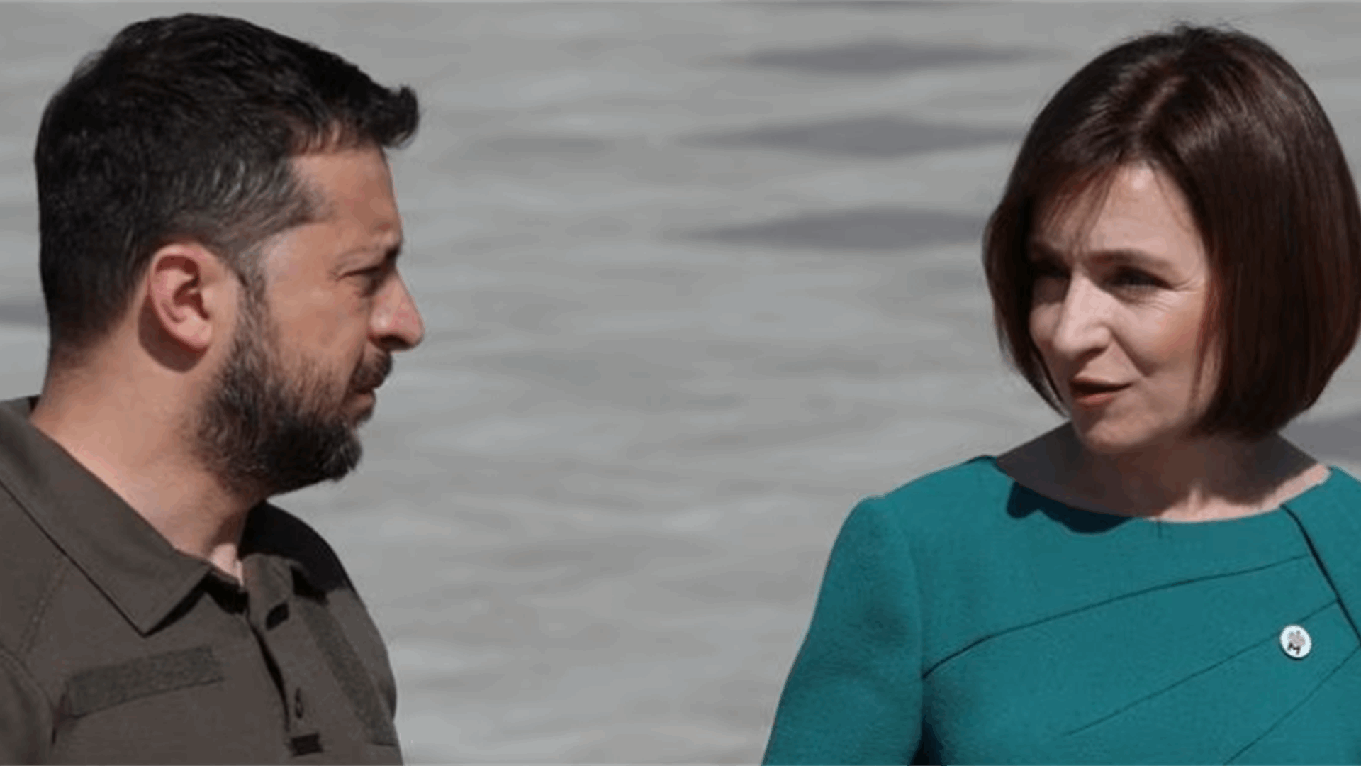Zelenskiy joins European leaders at summit in Moldova