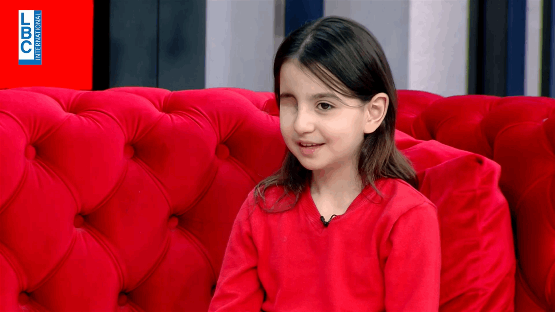 موقف مؤثّر...صديقتان جمعتهما "مصيبة السرطان" تلتقيان بعد غياب في "أحمر بالخط العريض"