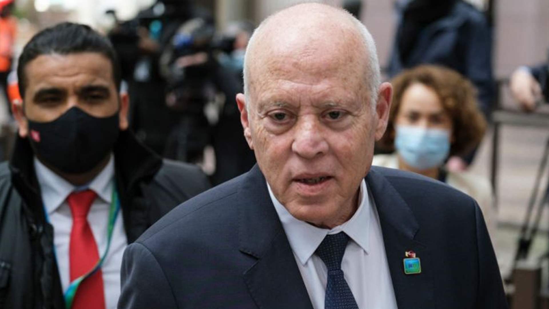 سعيّد يتطرّق إلى معارضته شروط صندوق النقد في اتصال مع ماكرون