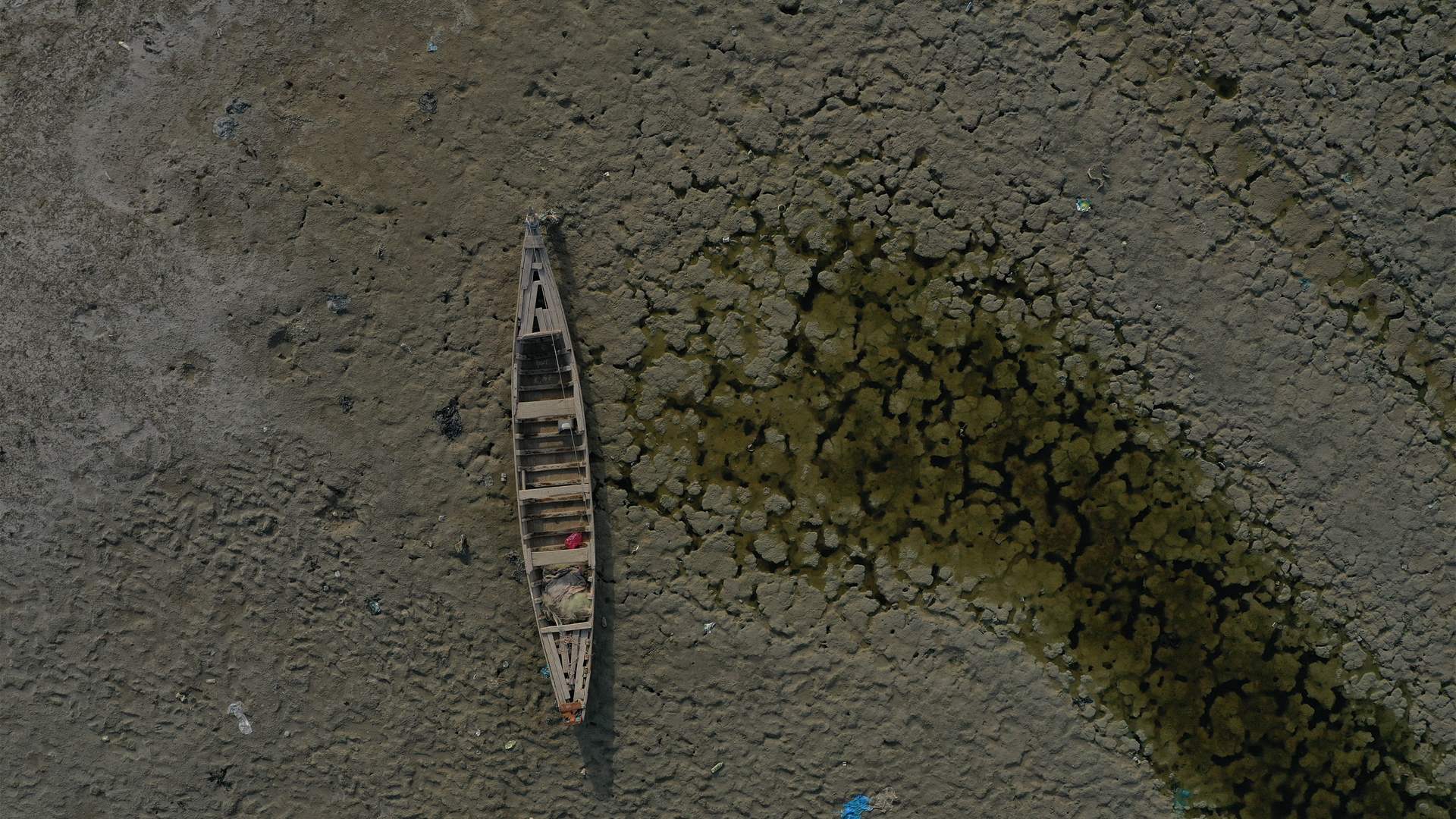 Drought drives economic exodus from Iraq's rivers and marshlands
