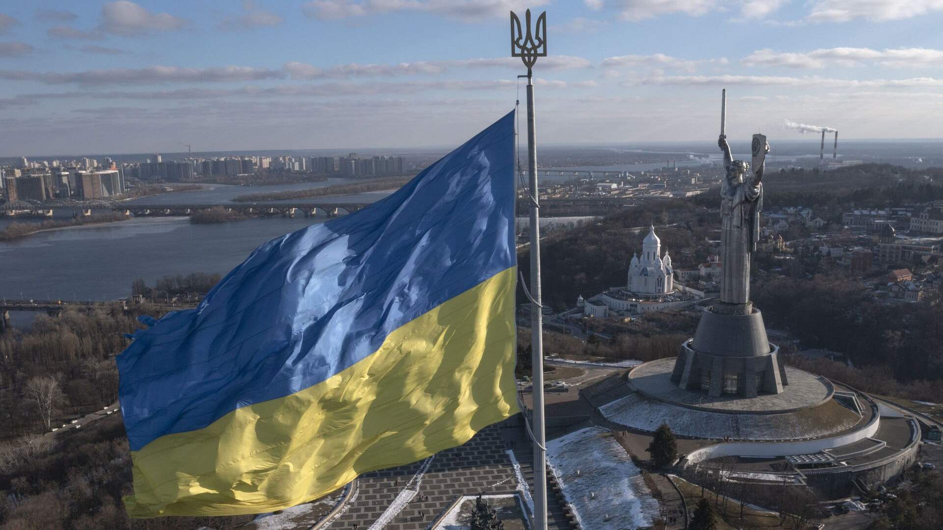 أوكرانيا تحذر بأن خطر كارثة نووية في محطة زابوريجيا &quot;يزايد بسرعة&quot; بعد انفجار سد كاخوفكا 