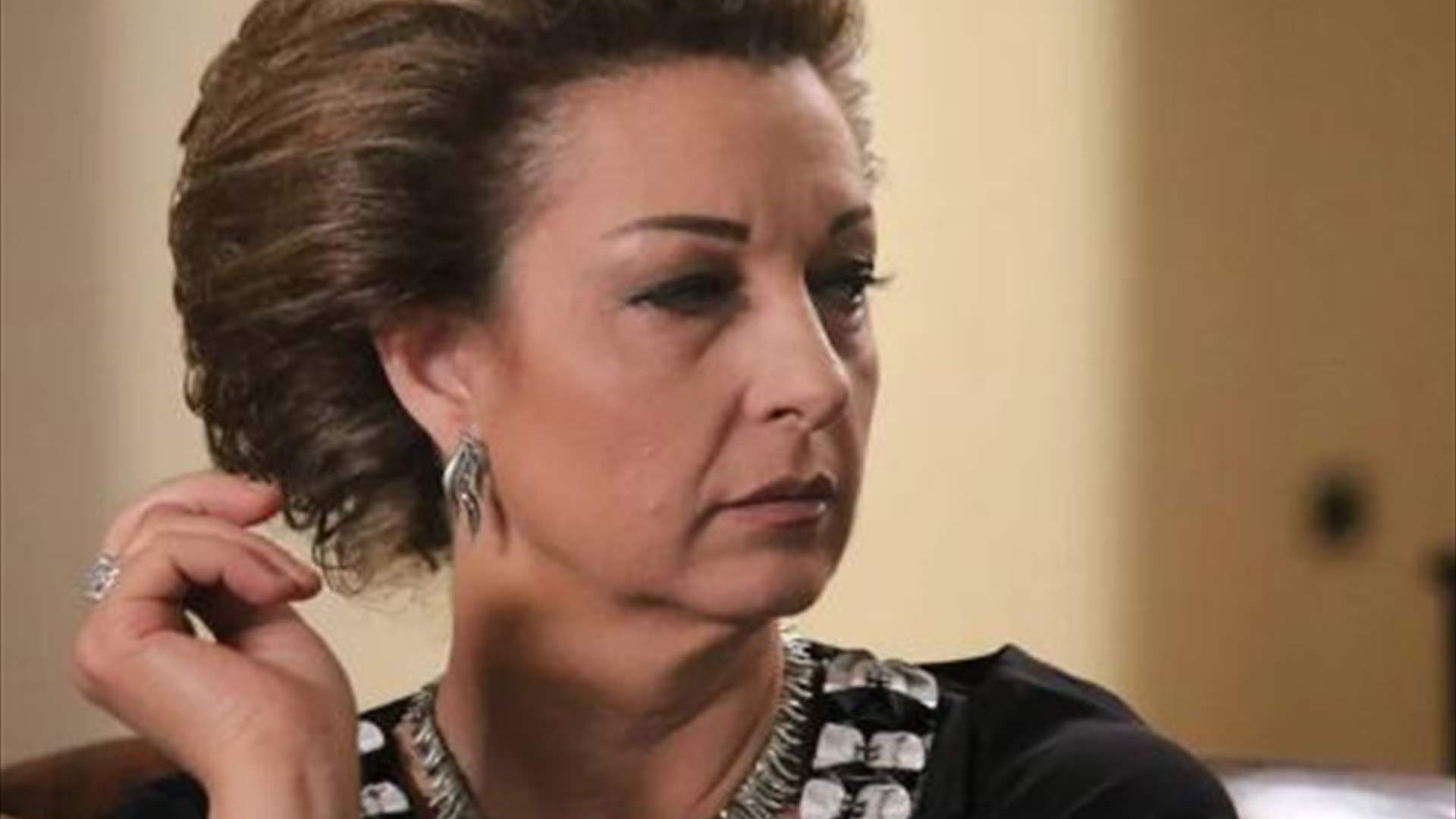 الموت يُفجع الممثلة السورية نادين خوري بأعزّ الناس: &quot;لن أتواجد في وداعك&quot;!