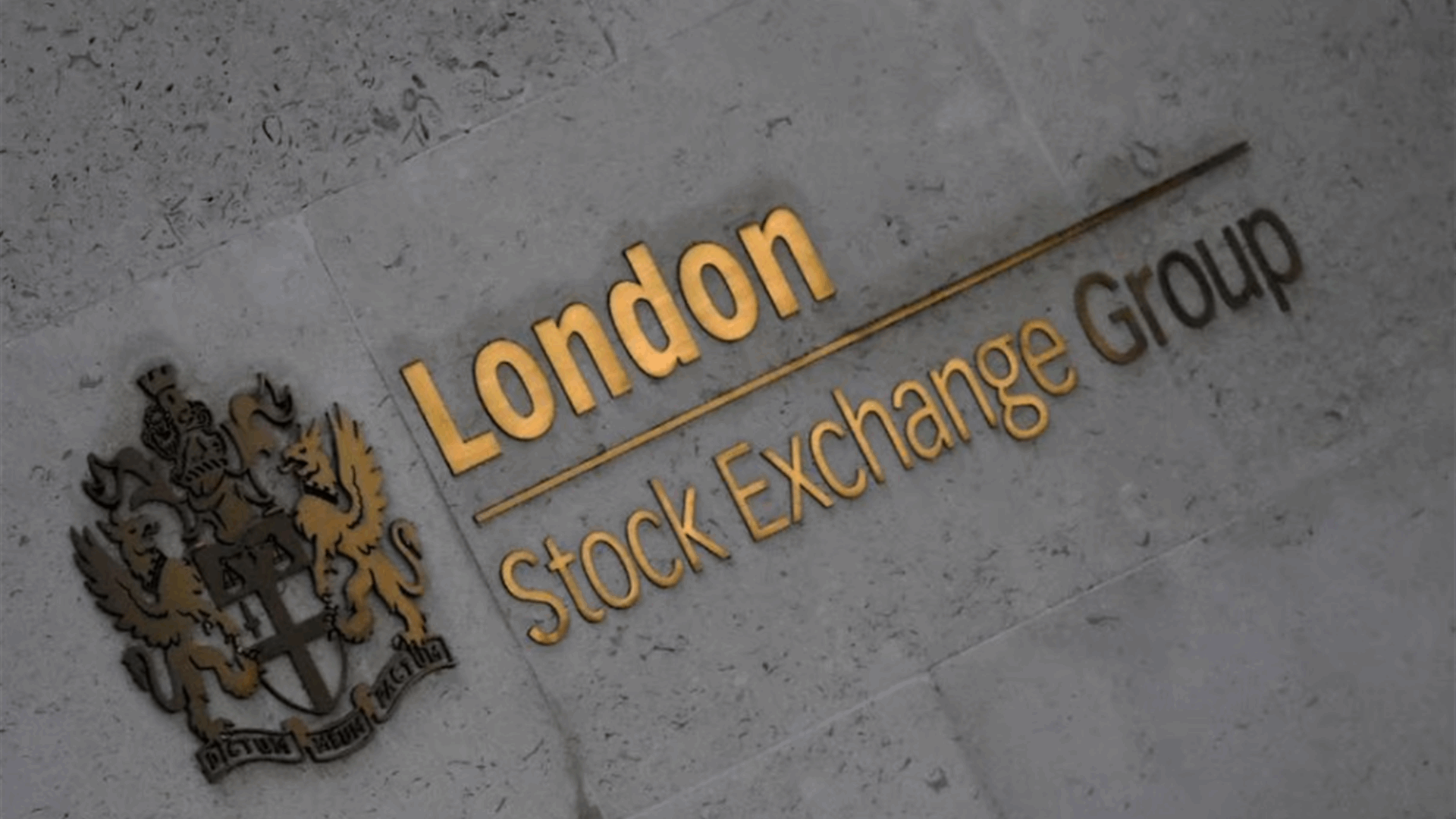 London stocks slip on weak China data; homebuilders drop