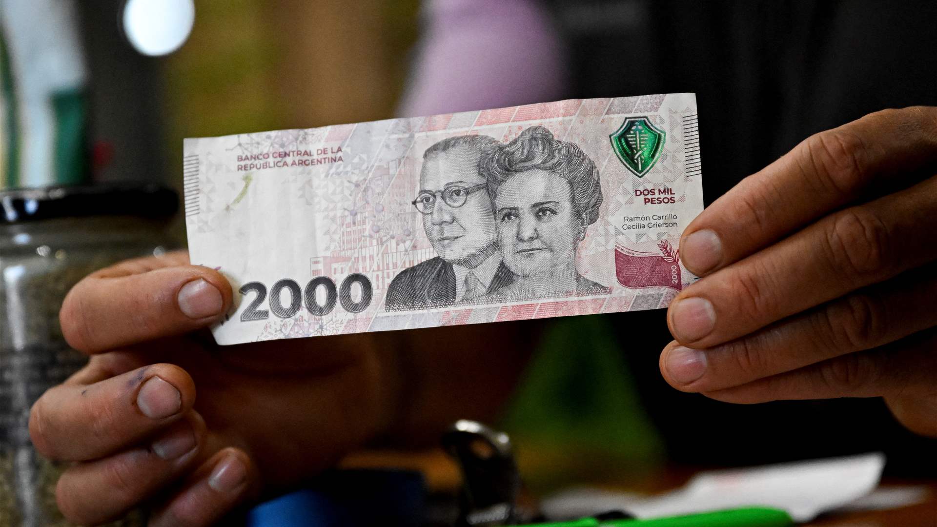 الأرجنتين تنجز عملية كبيرة لإعادة جدولة دينها الداخلي