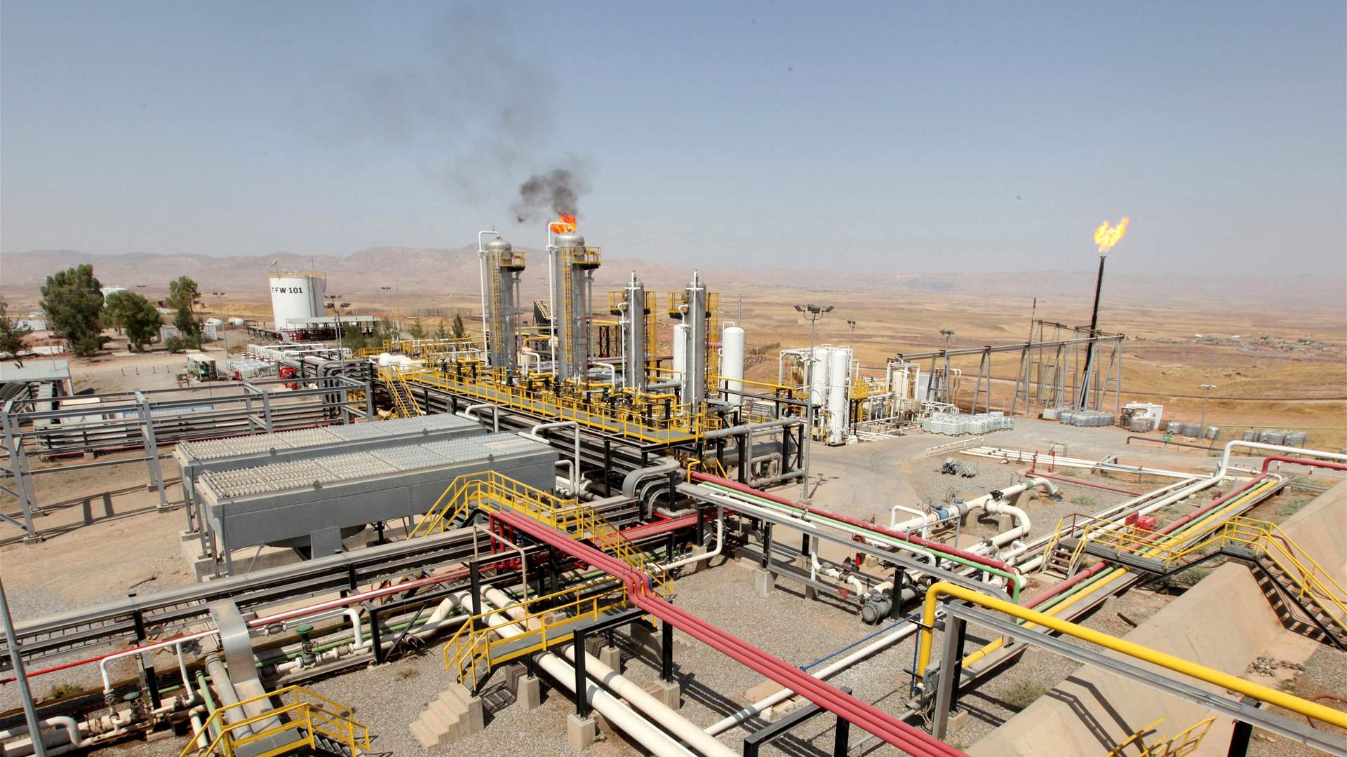 Iraq record budget hands Baghdad greater control over Kurdish oil