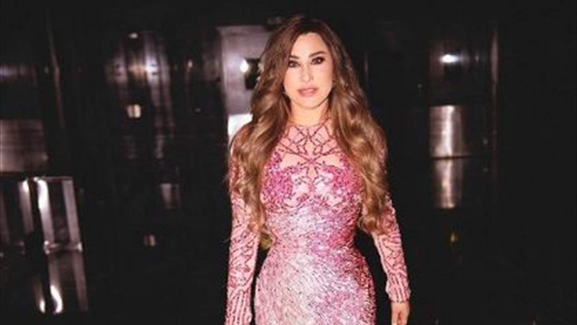 نجوى كرم تتحدّث بتأثّر عن مرض والدتها: "شعرت بوجعها" (فيديو)