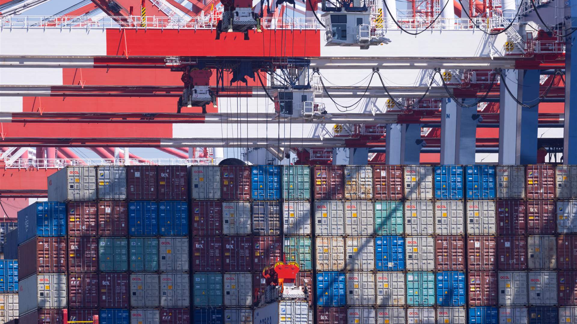 France to push shipping carbon tax at finance summit