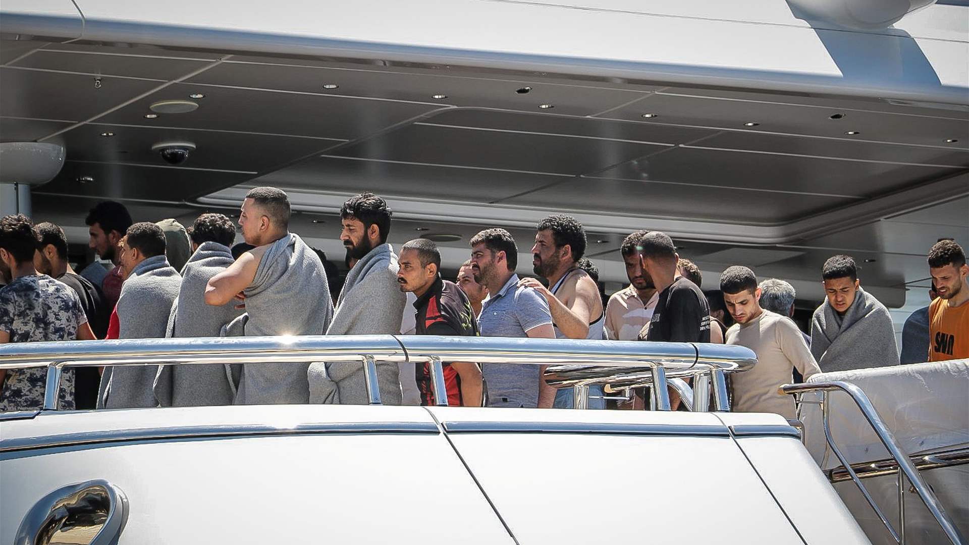 More than 120 Syrians aboard Greece migrant shipwreck