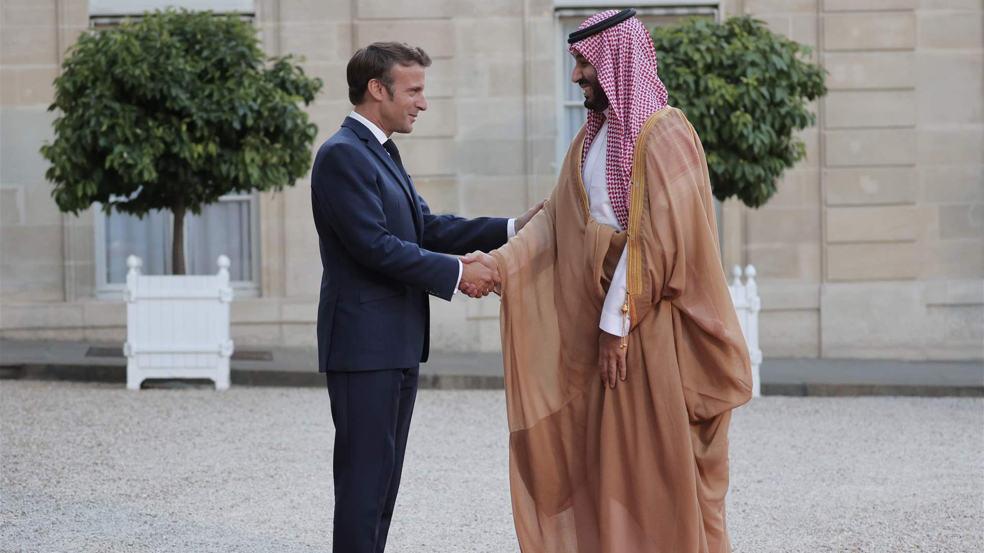 Macron and Saudi Crown Prince stress need to end political vacuum in Lebanon