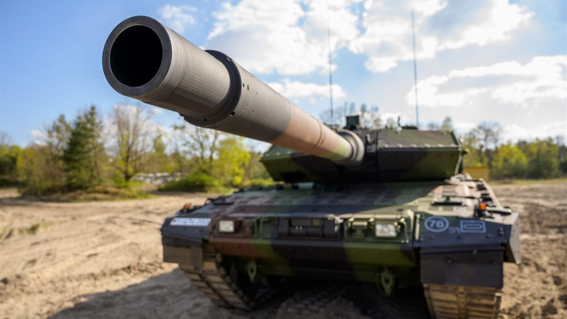 Russian defense minister says more tanks needed in Ukraine