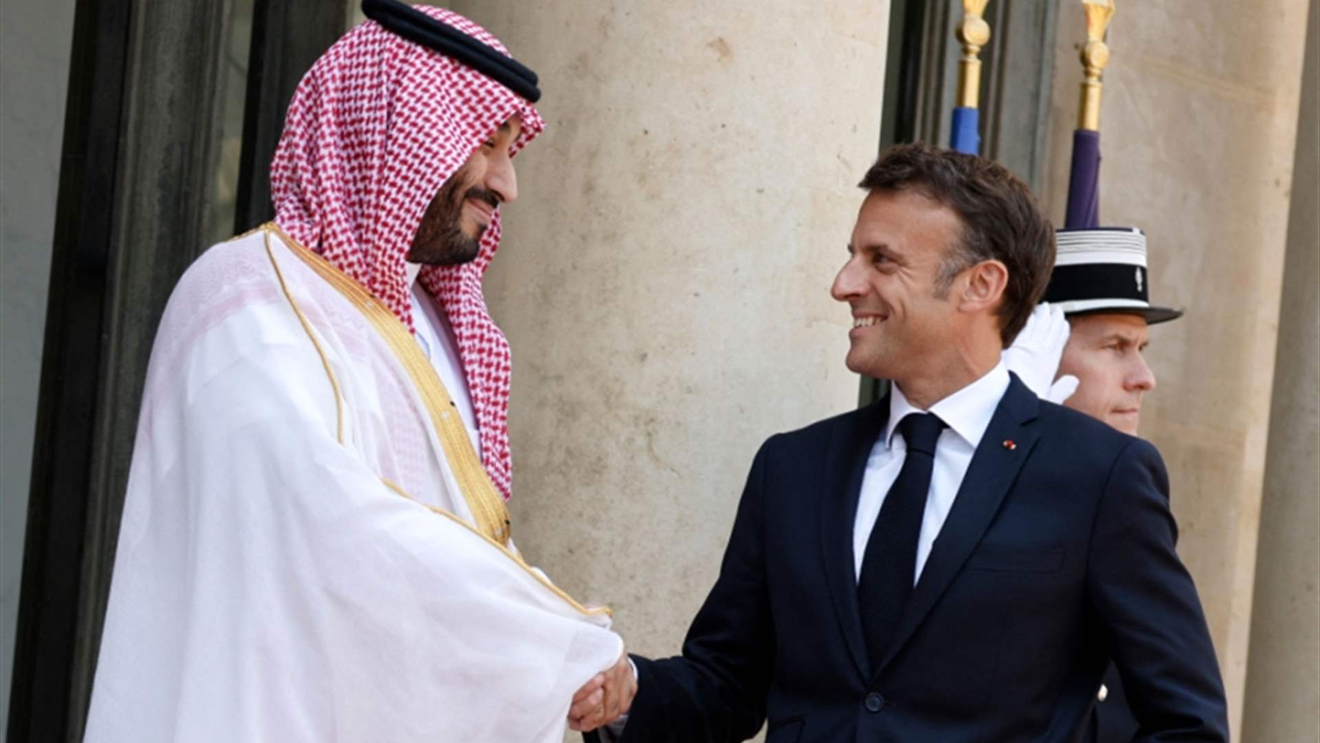 تشريع الضرورة رهن الانقسام السياسي الرئاسي: هل يحمل لودريان حصيلة فرنسية - سعودية - إيرانية؟ (الأخبار)