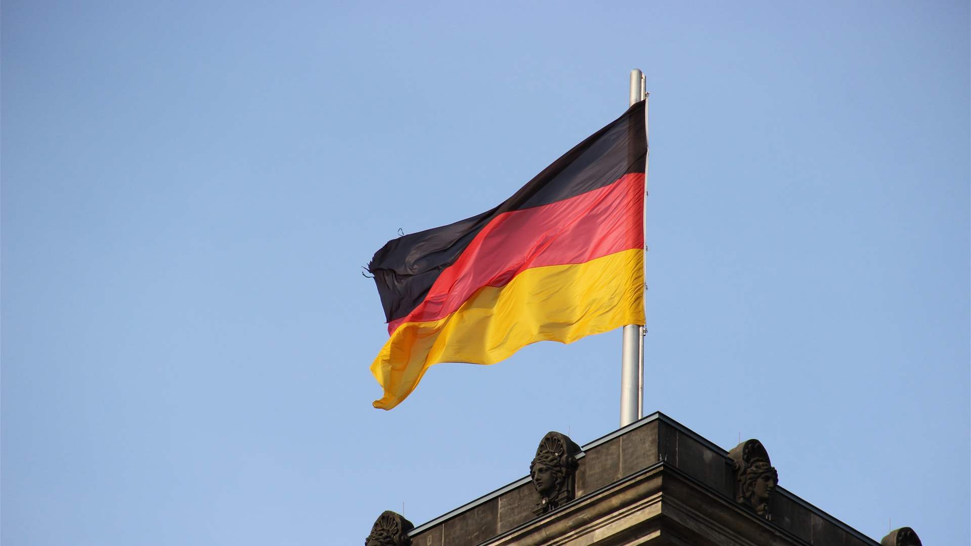 German intelligence warns on intensifying Russian spy efforts