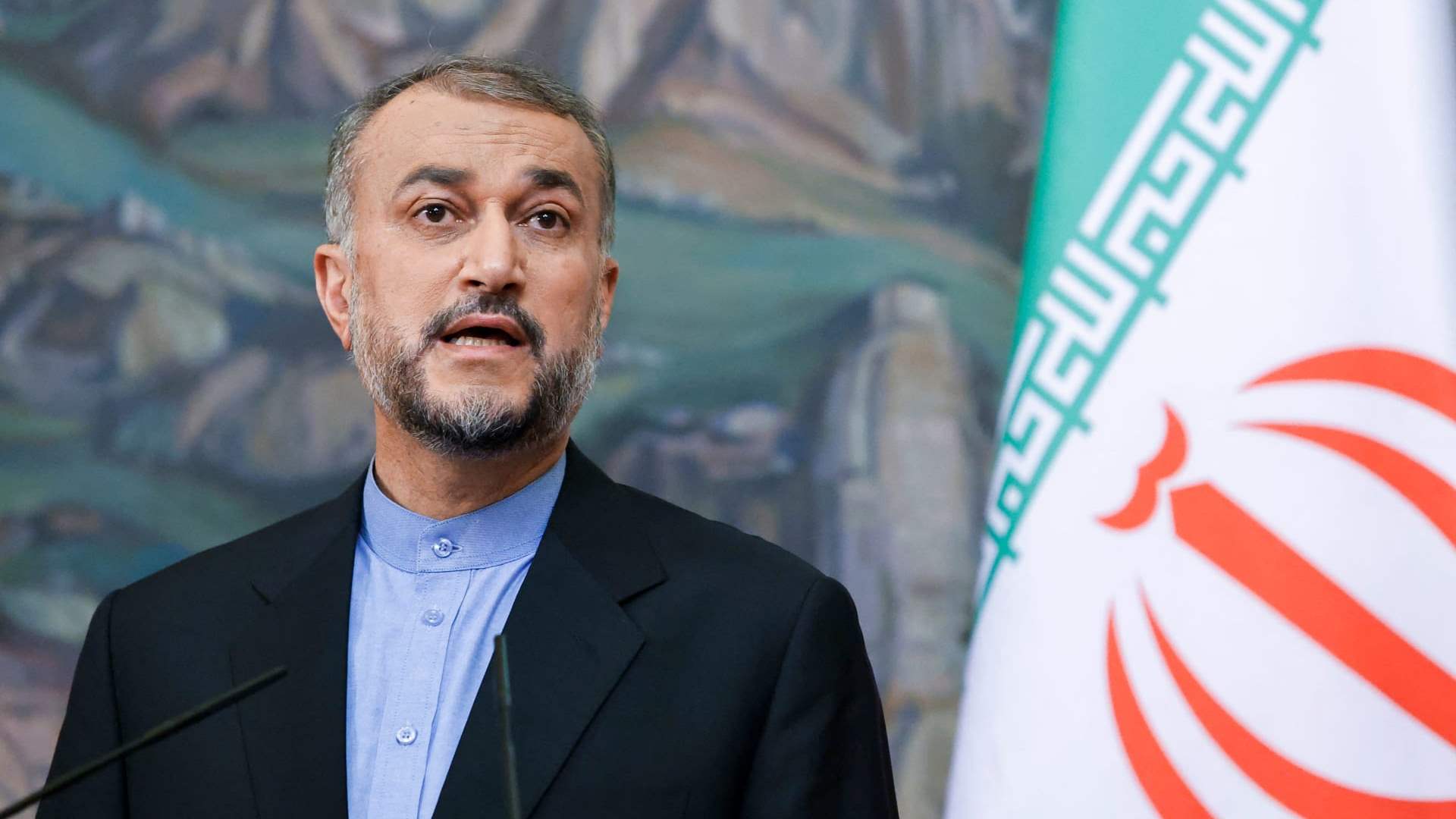وزير الخارجية الإيراني يختتم جولته الخليجية في الإمارات