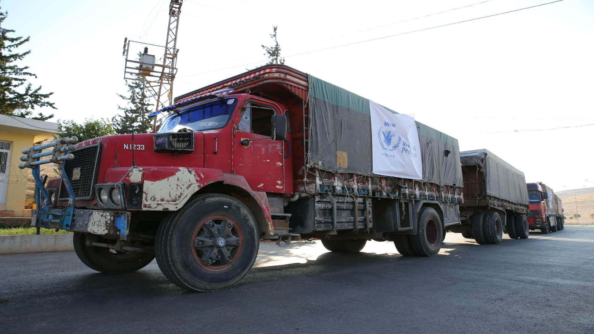 UN convoy crosses from Syria regime areas to rebel-held Idlib