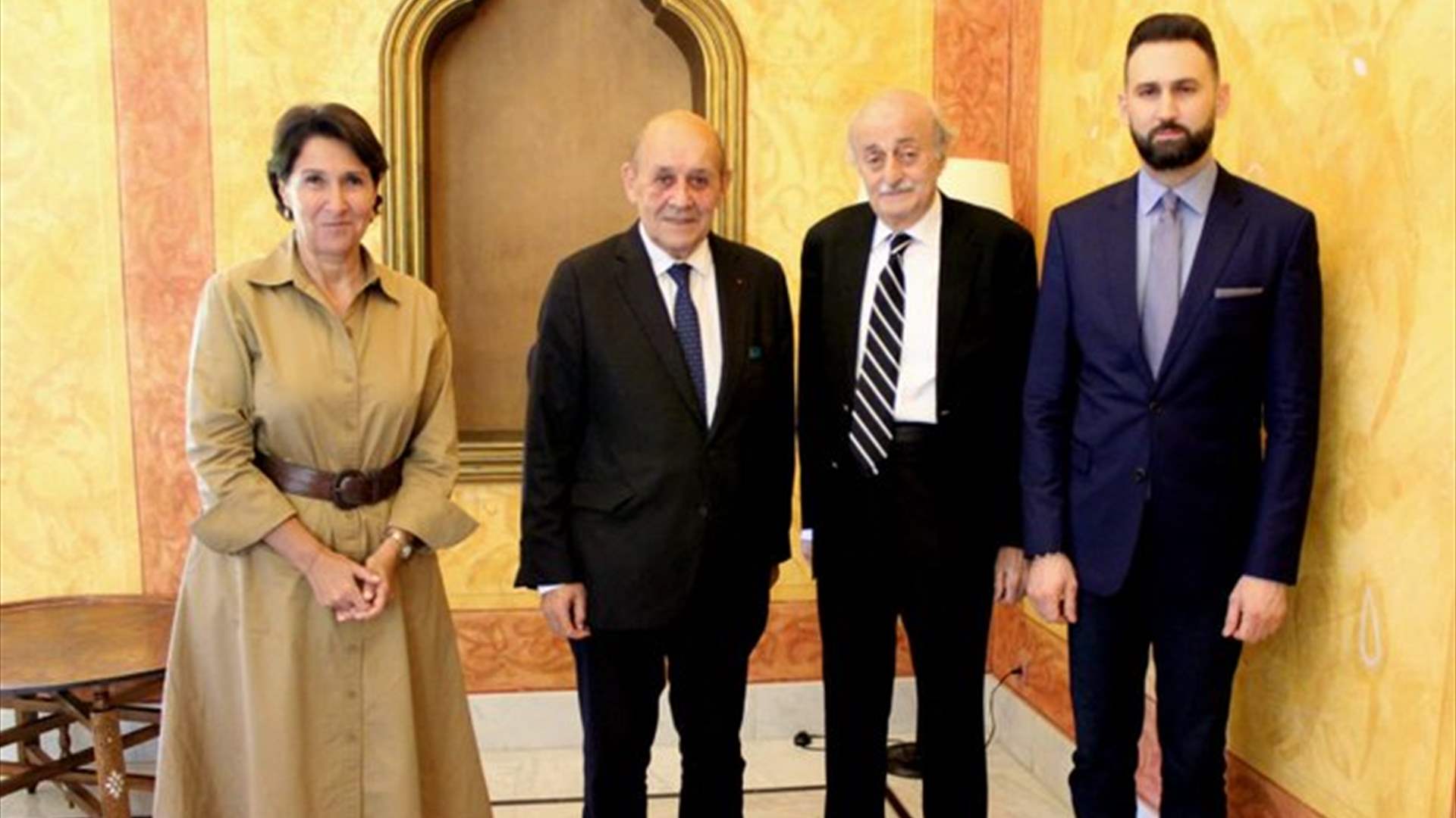 وليد جنبلاط: لقاء ودّي وصريح مع لودريان 