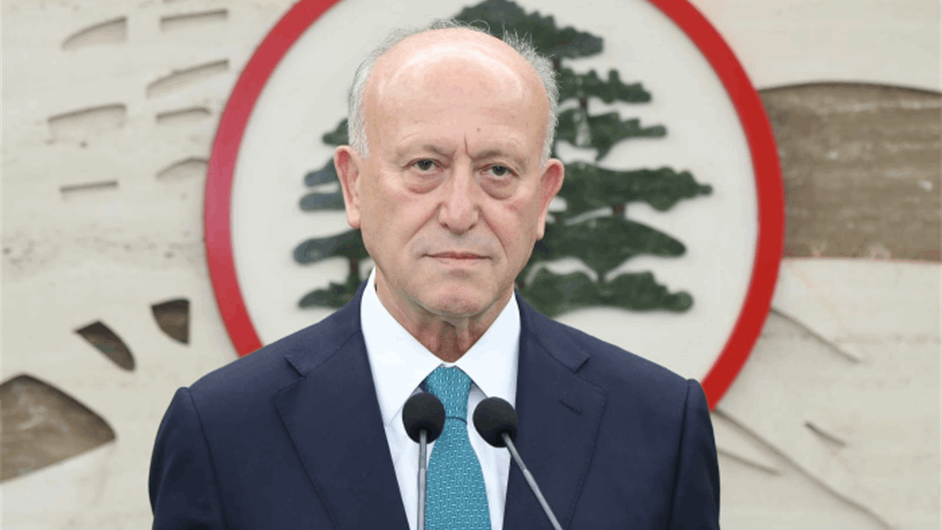 ريفي من معراب: ولى زمن فرض الدمى علينا لتمثلنا