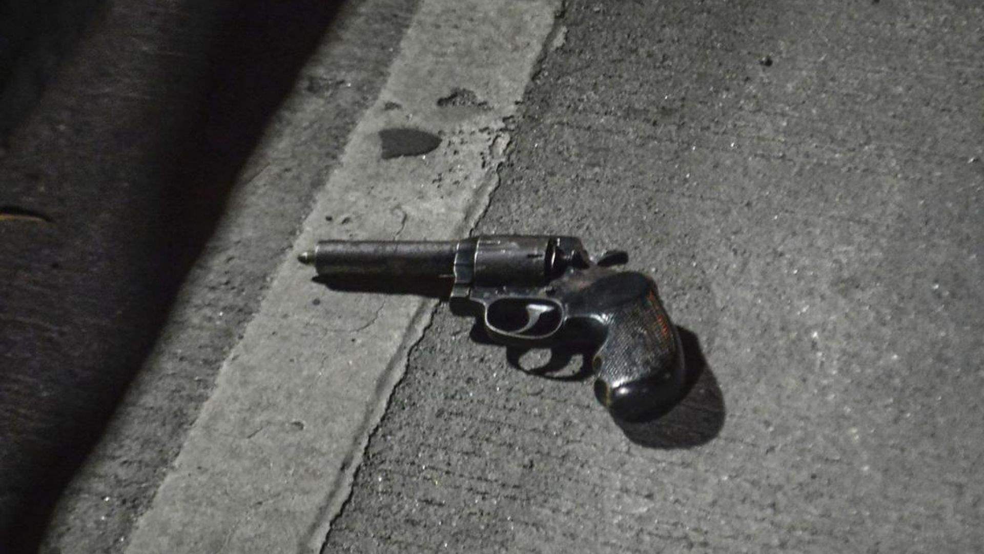 Gunmen wound journalist in Philippines