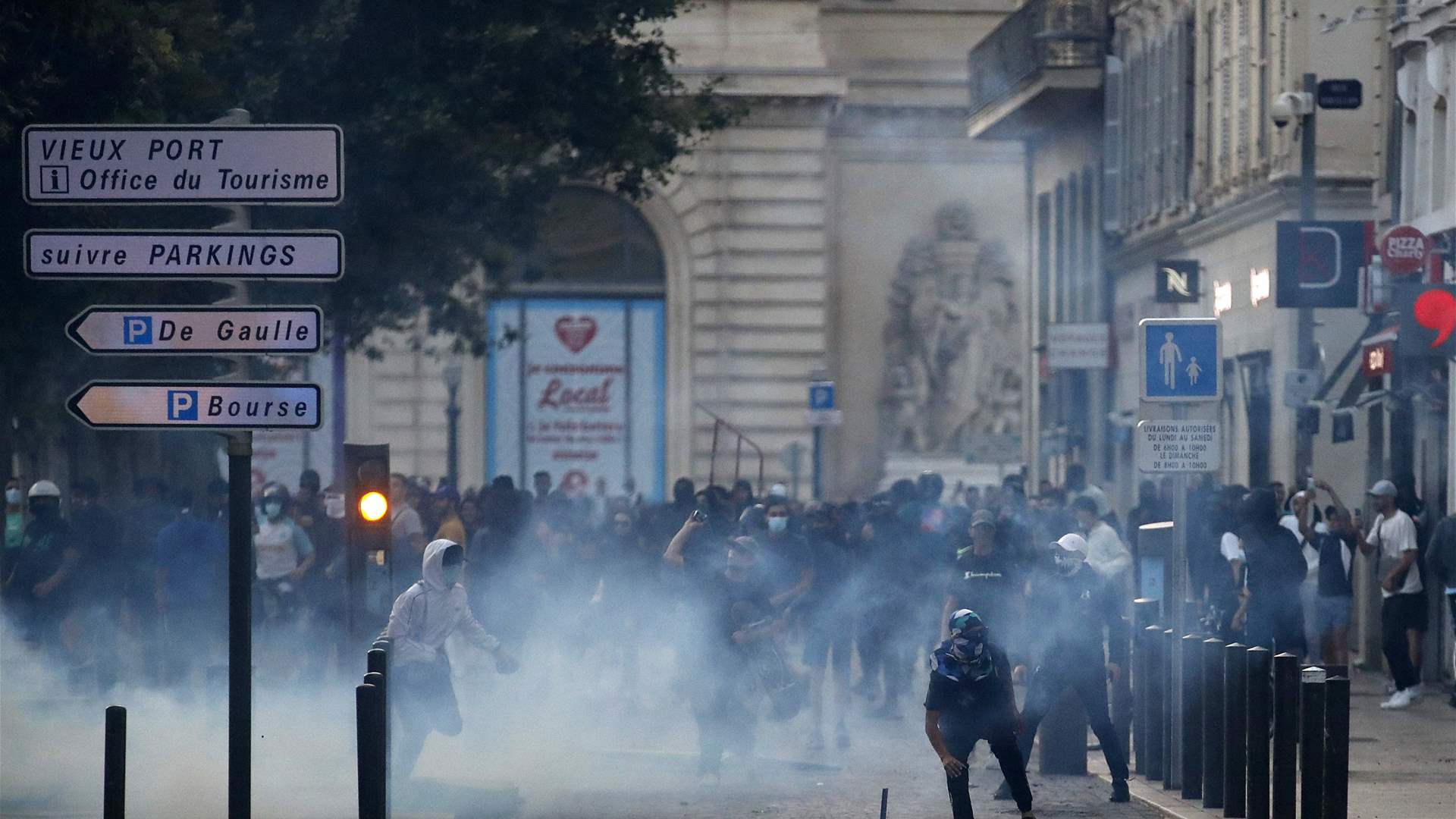 Hundreds more arrested in France unrest but violence &#39;less intense&#39;