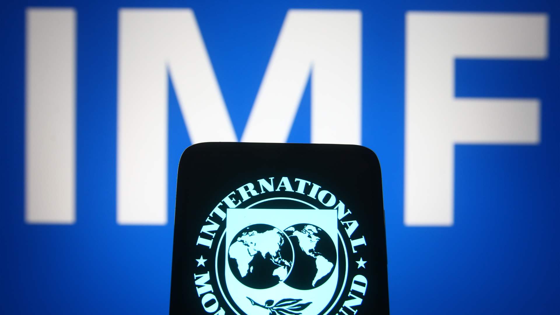 IMF report serves as a clear accusation against Lebanon&#39;s authorities, says banking source 