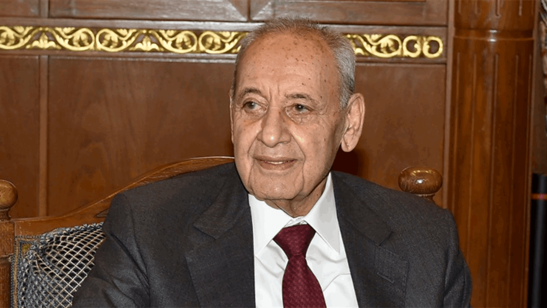 Berri meets Shea, LAF Commander in Ain el-Tineh