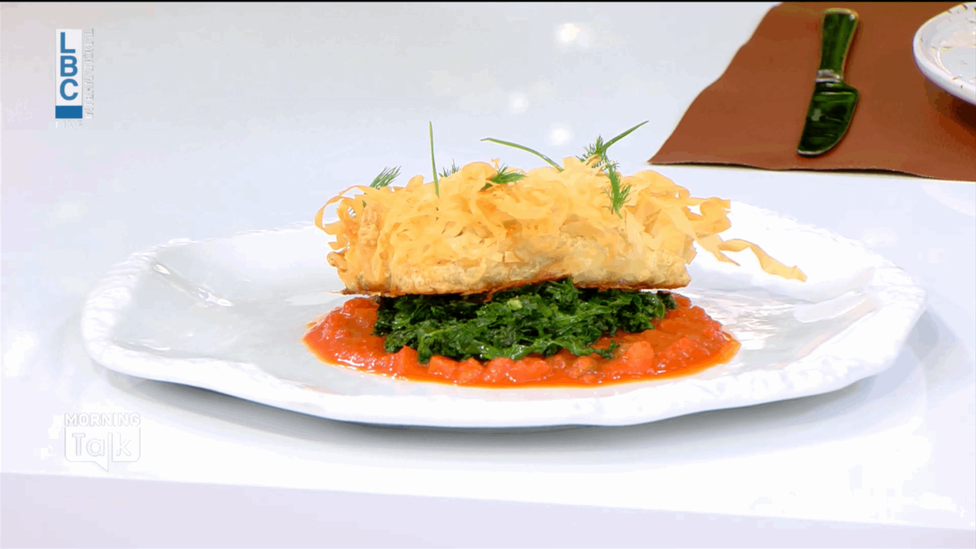 وصفة لذيذة مع الشيف حنا طويل... Crispy Fish على طريقة البقلاوة والعثملية (فيديو)