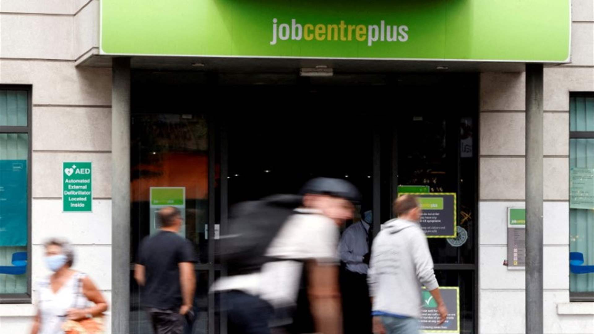 Unemployment rate in Britain rises to 4 Percent