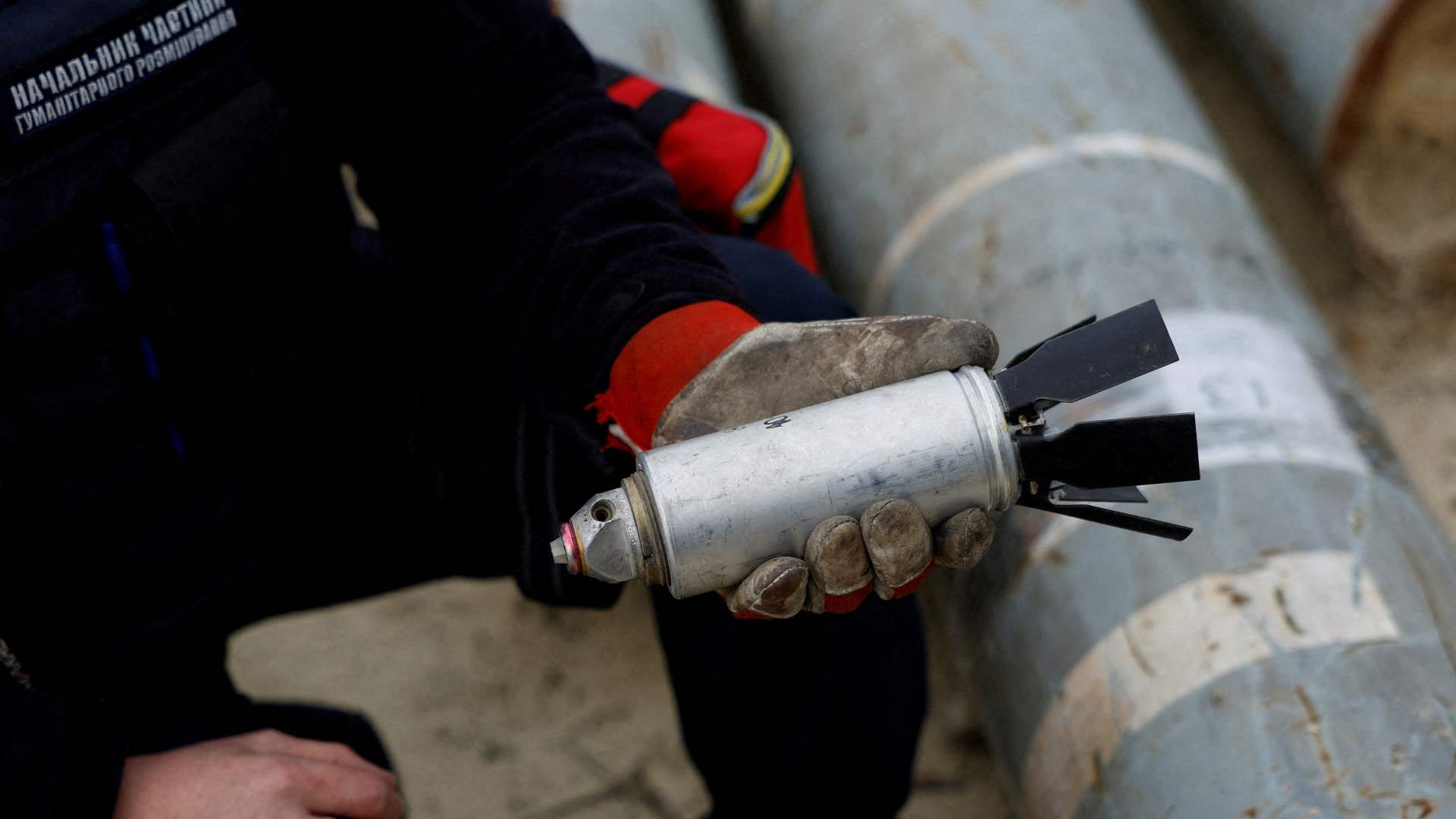 Washington delivers cluster bombs to Ukraines military - Lebanon News