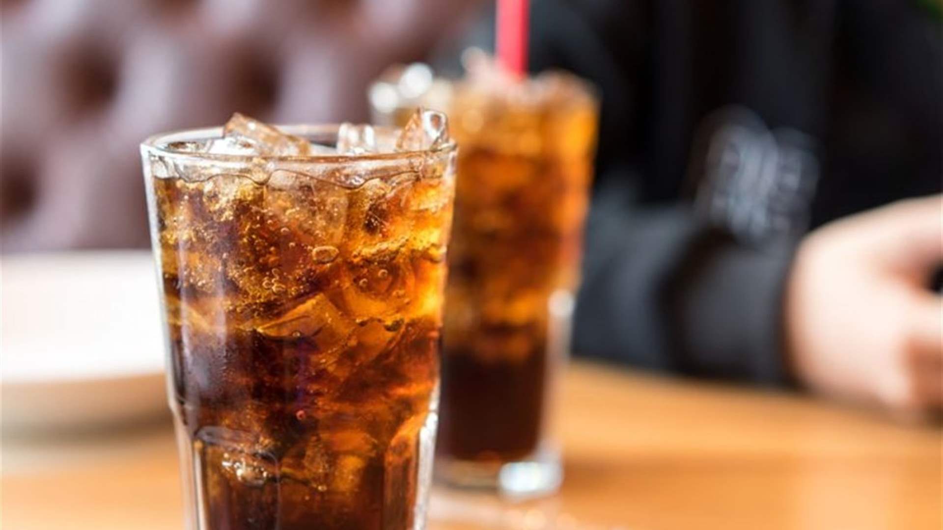 بعد البلبلة الكبيرة حول الأسبارتام ومرض السرطان... ما هي كمية المشروبات الغازية "الدايت" الآمنة التي يمكنك استهلاكها يومياً؟  