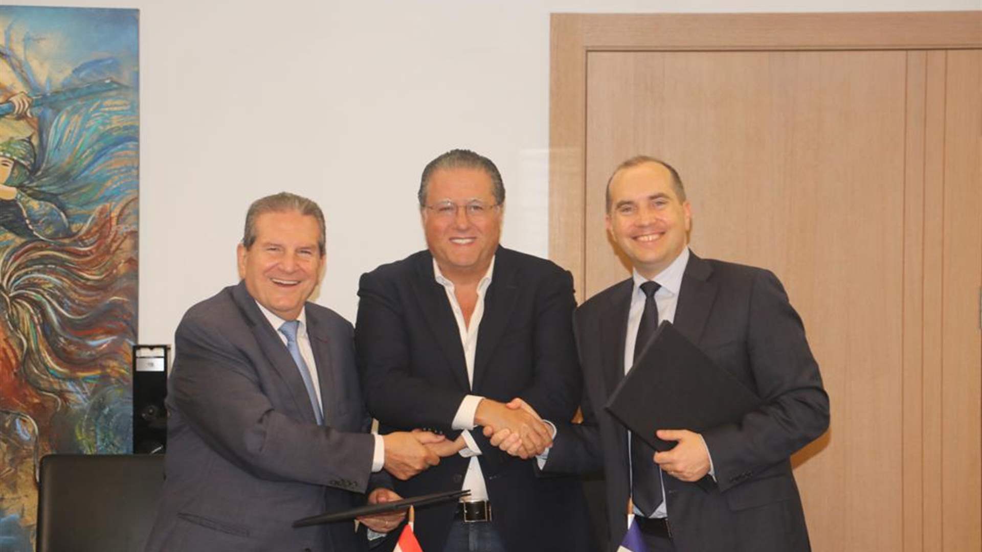 توقيع إتفاق تعاون لبناني فرنسي لمساعدة الشركات للإستثمار في البلدين