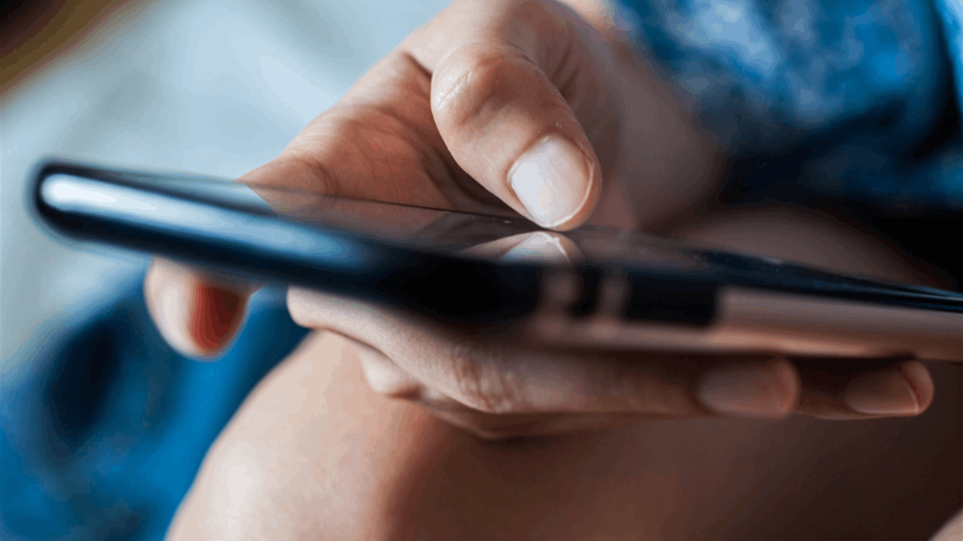 Smartphone shipments continue to decline as secondhand and premium markets thrives