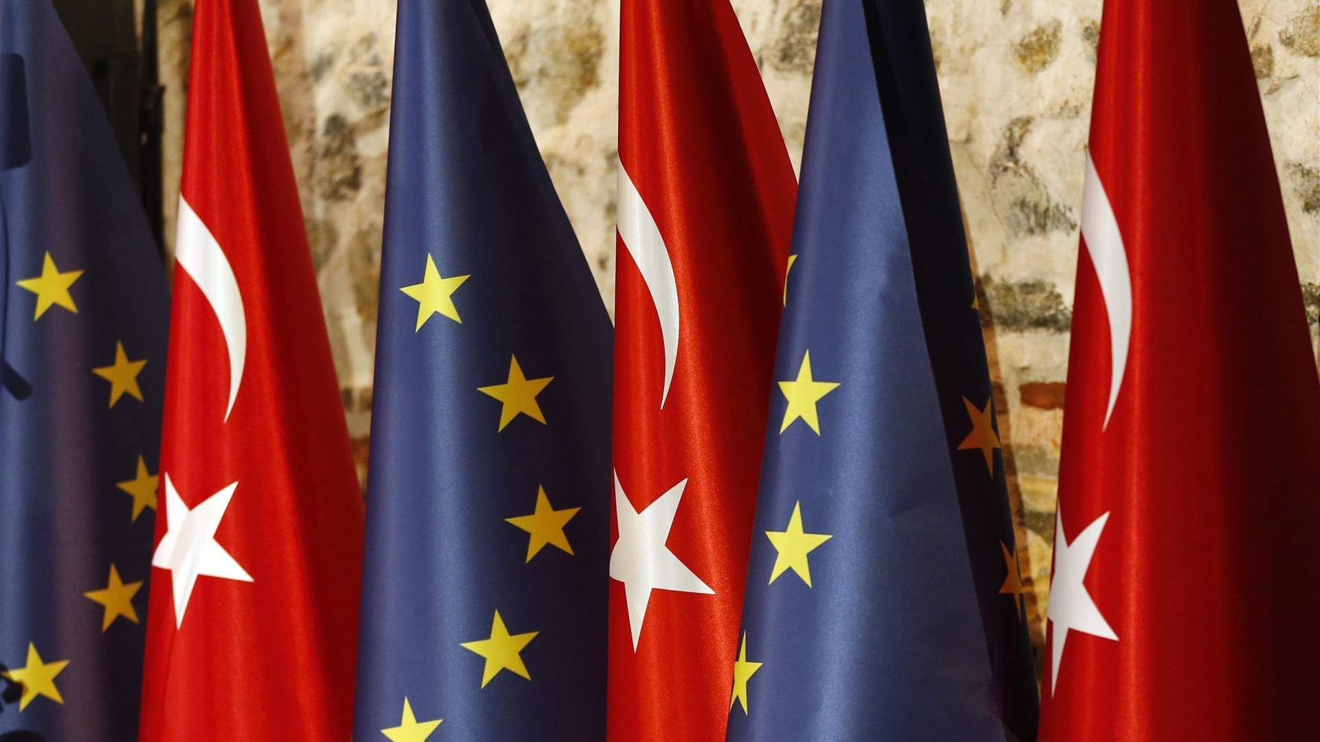 EU Foreign Ministers Discuss Enhancing Relations with Turkey 