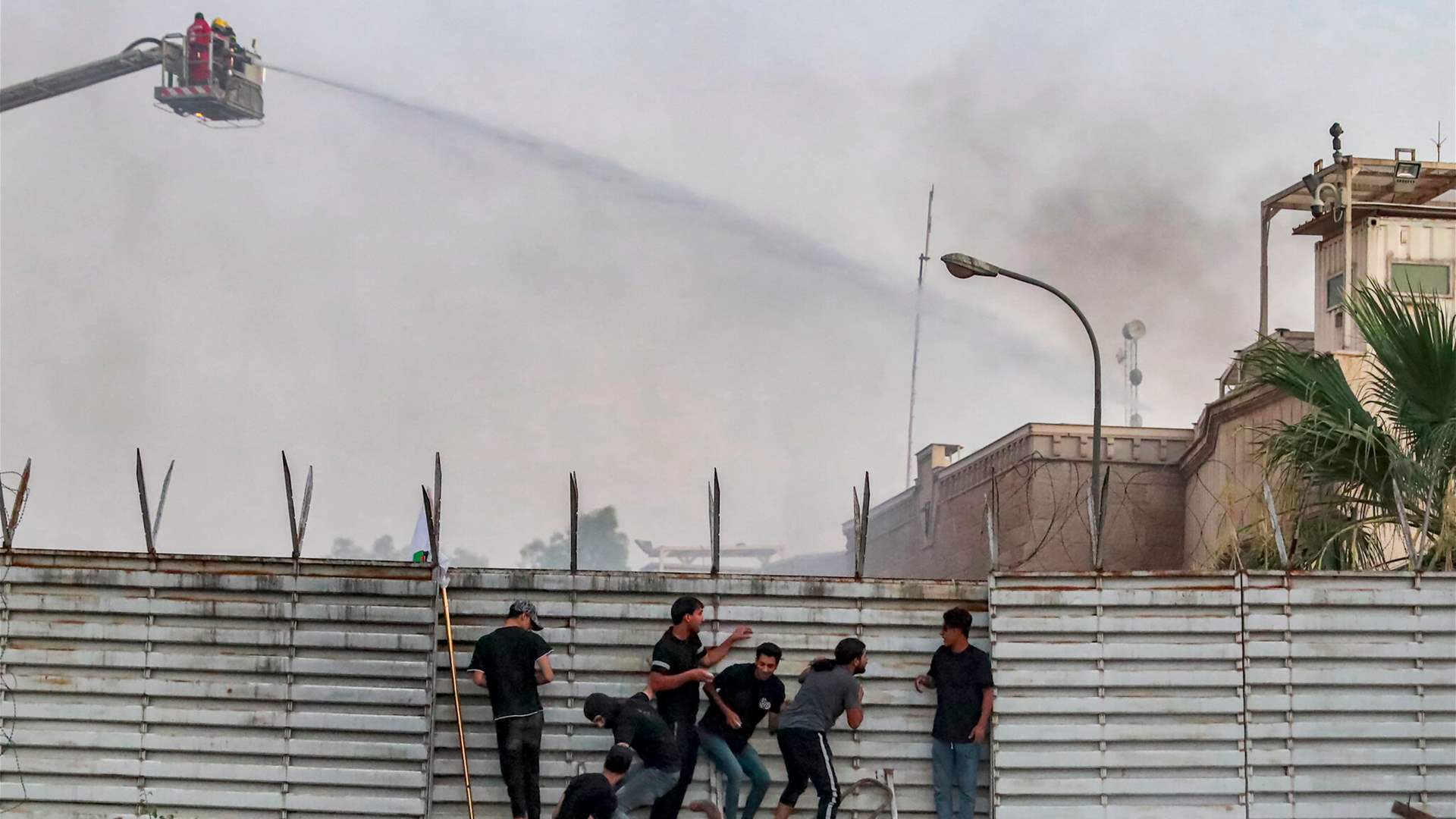 Sweden denounces burning of its embassy in Baghdad and calls on Iraq's Charg&eacute; d 'affaires