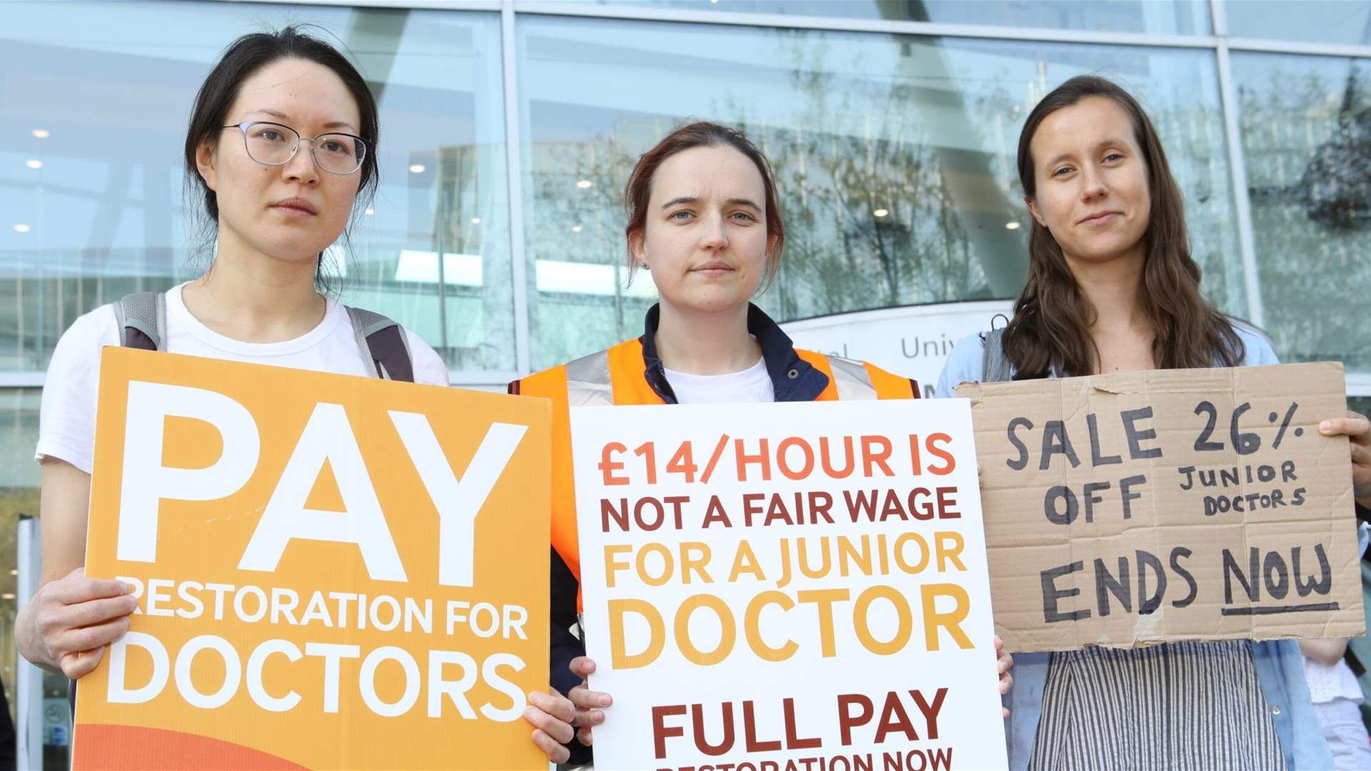 New strikes in Britain affecting hospitals and trains 