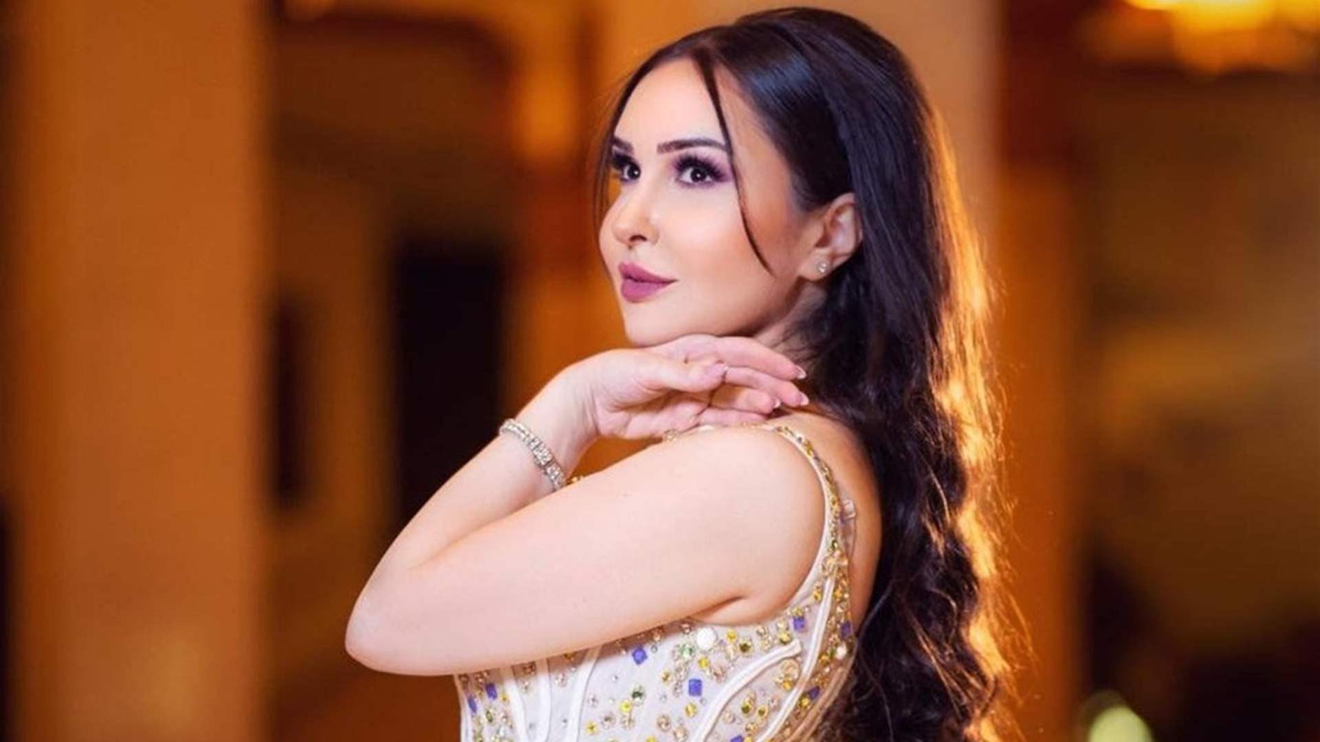 شهد برمدا تشن هجوماً على بعض الفتيات السوريات: "ما عندن حدا يضبّن" 