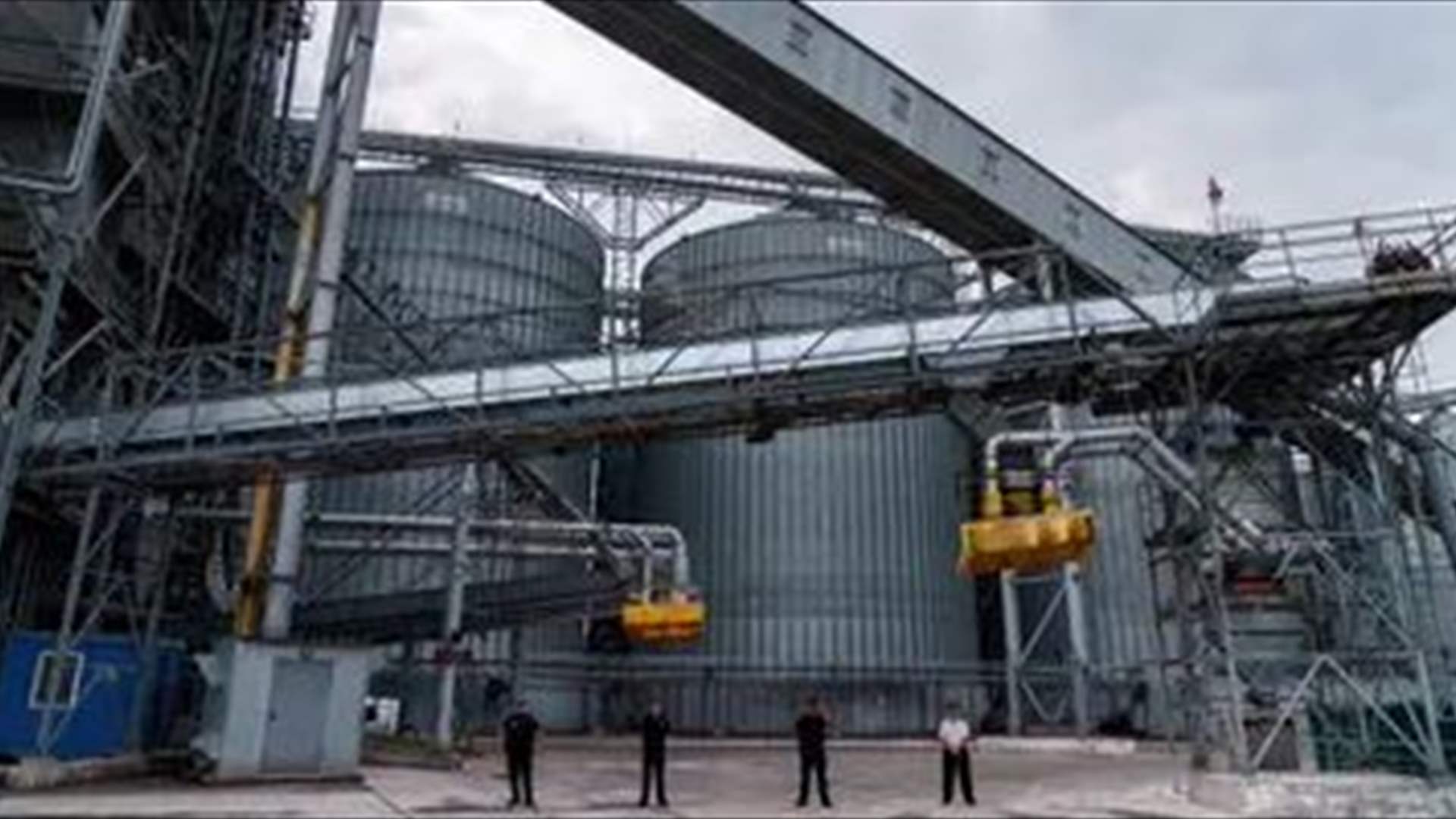 ضربة أوكرانية بطائرة مسيرة تصيب مستودع ذخائر في القرم 