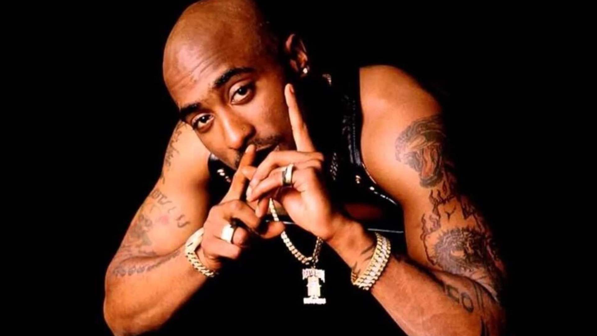 Rapper Tupac Shakur&#39;s ring sold for more than $1 million at auction