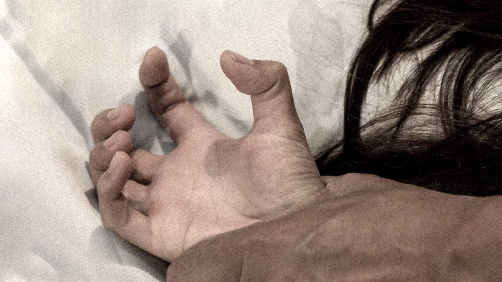 إغتصبا ابنة الـ19 عاماً لمدة 3 أشهر تحت التهديد والتخويف... وخطوة شجاعة خلّصتها من الكابوس المرعب!