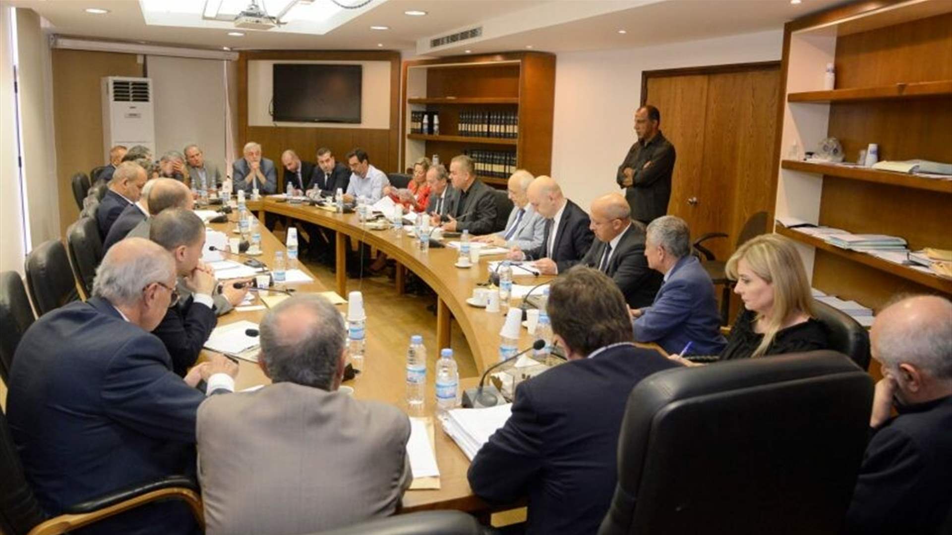 لجنة المال والموازنة أقرت قانون الصندوق السيادي اللبناني للنفط والغاز وكنعان يشرح تفاصيله في مؤتمر صحافي الأربعاء