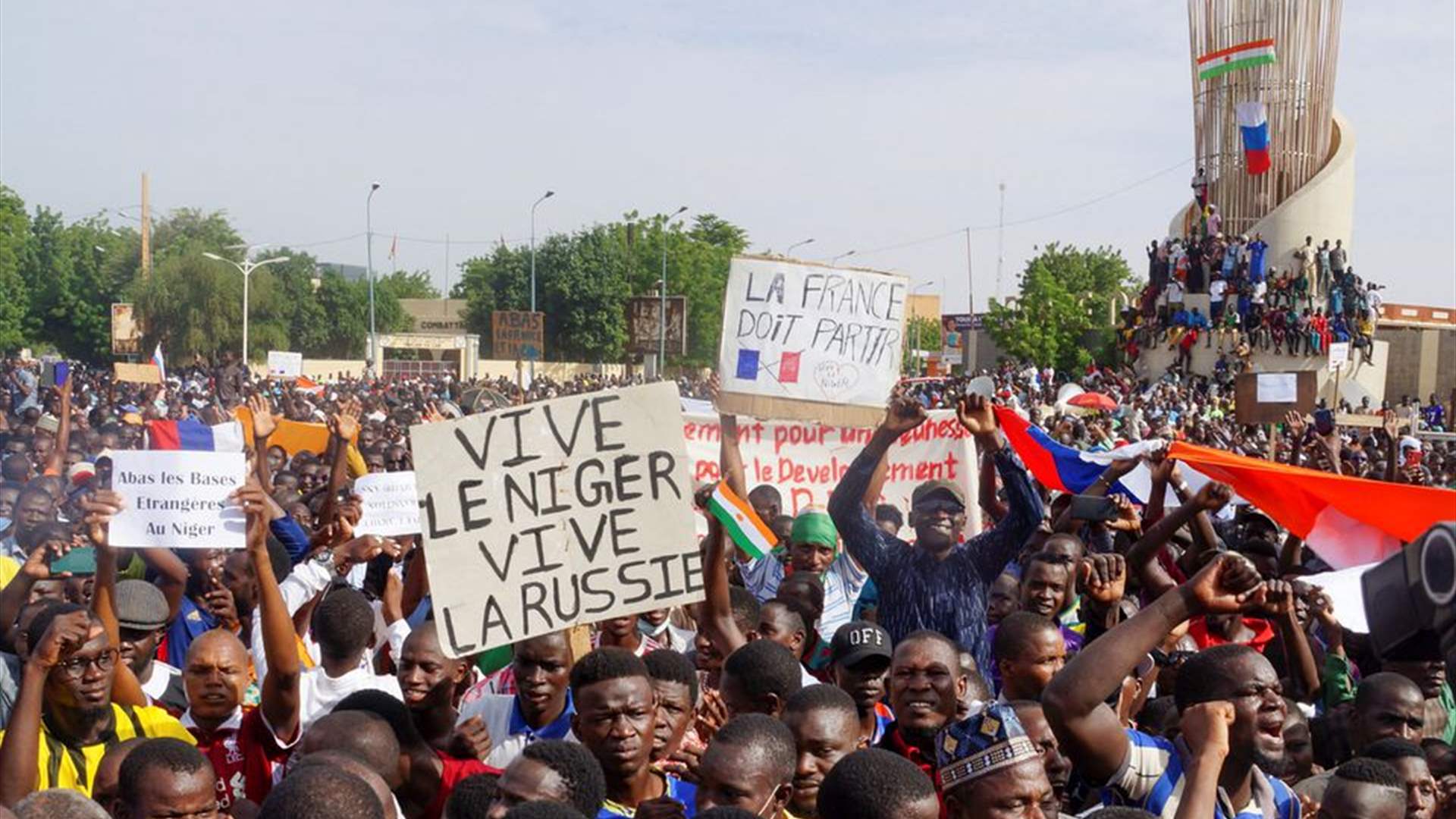 France to begin evacuating its citizens from Niger on Tuesday 