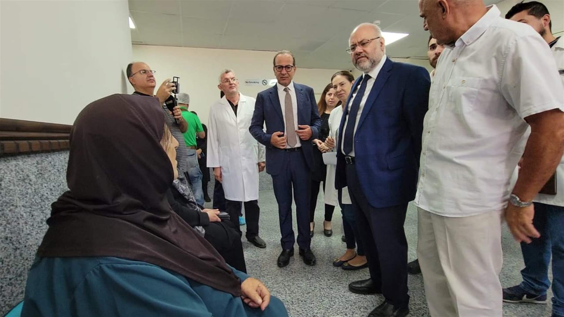 الابيض: تحويل ١٤ شركة لبيع المستلزمات الطبية الى النيابة العامة لتلاعبها بالأسعار واحتكار السوق