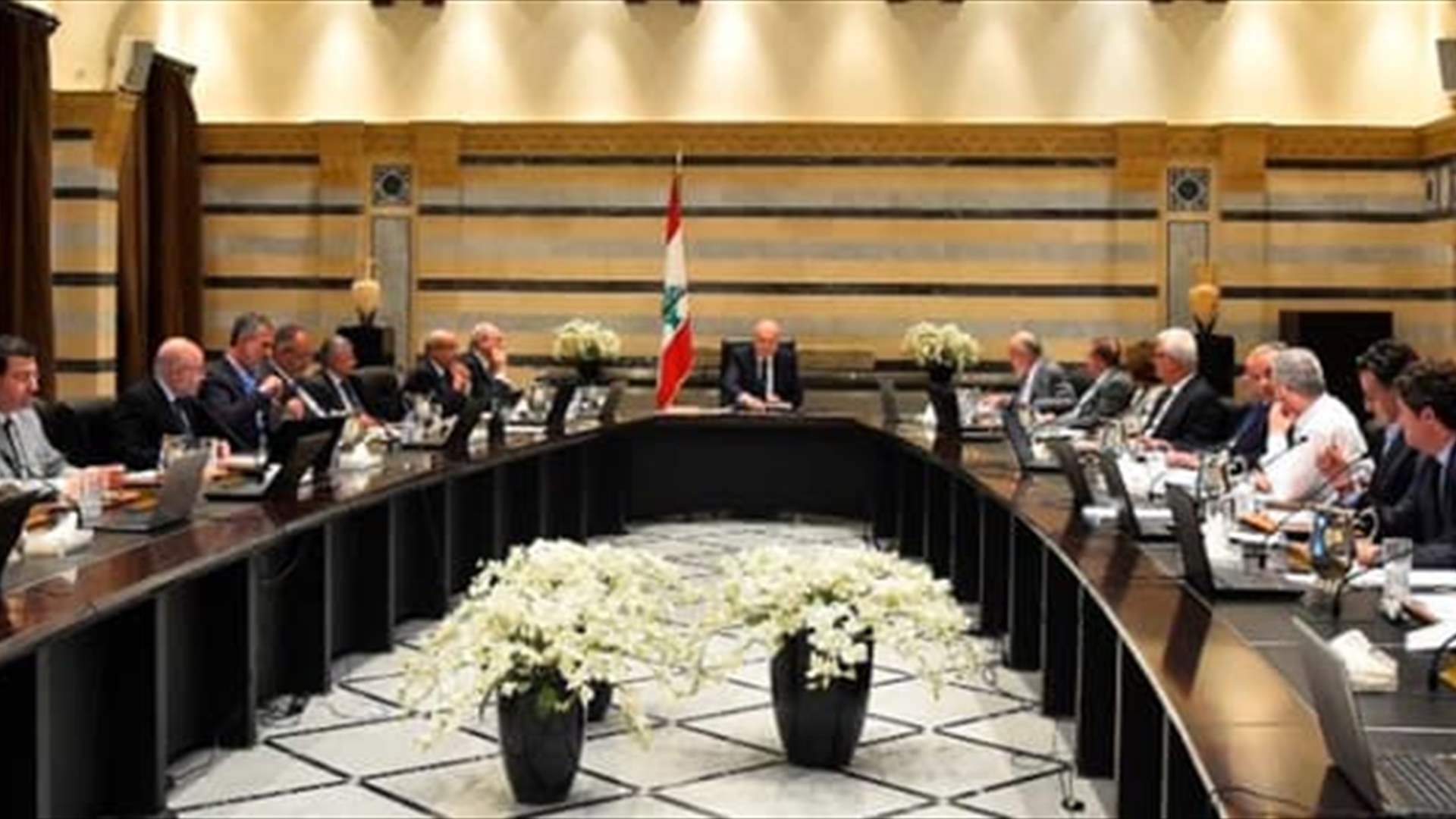 Confusion Surrounds Mikati's Meeting: A Cabinet Session Or A Consultation among Ministers?