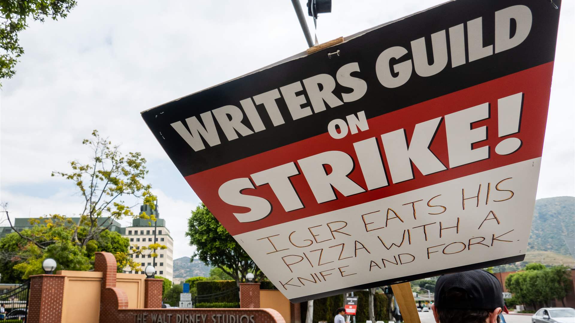 Screenwriters will resume negotiations with studios in Hollywood