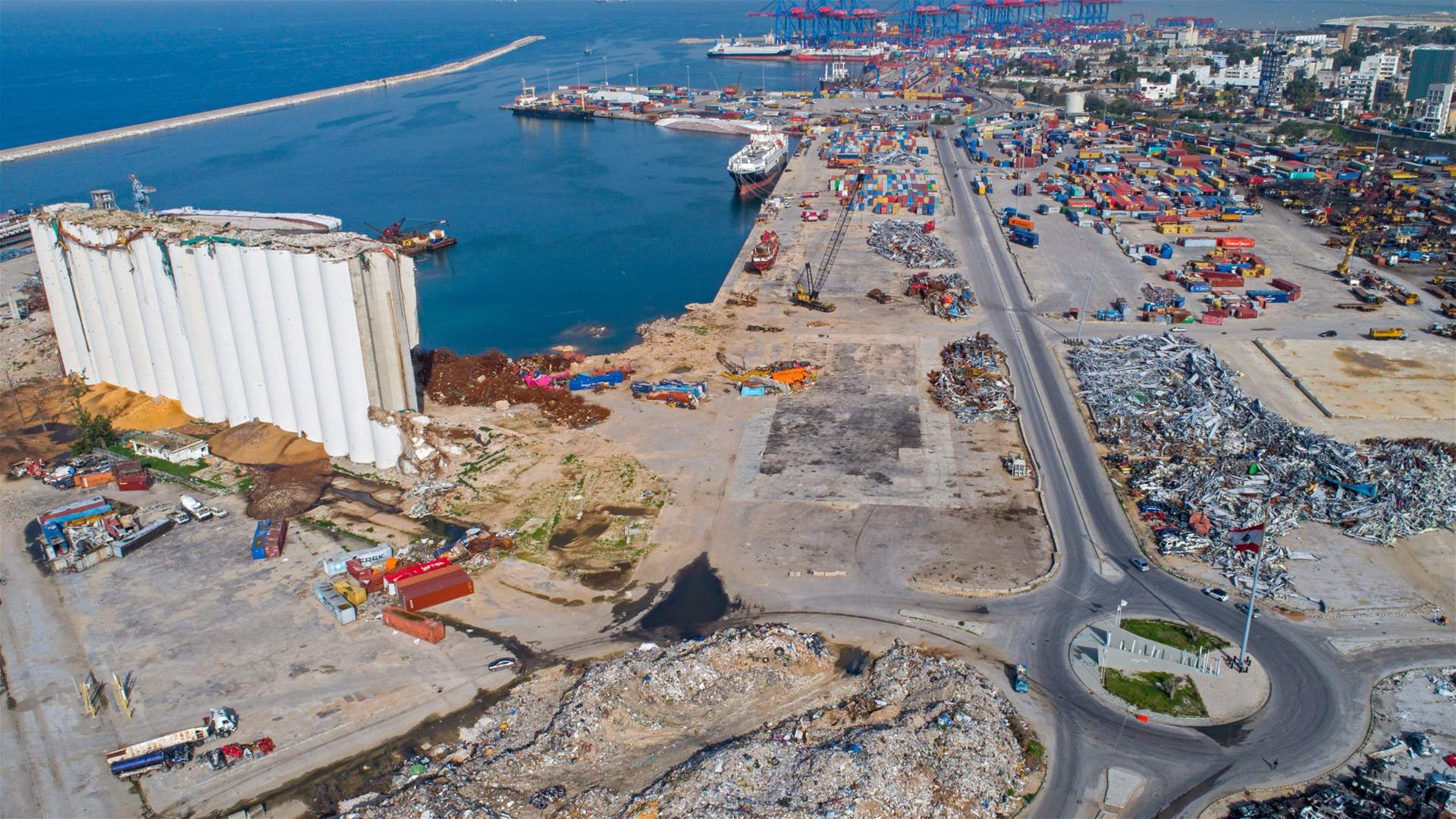 Kiosks of Chaos: Unauthorized kiosks in Beirut Port turn into security concerns