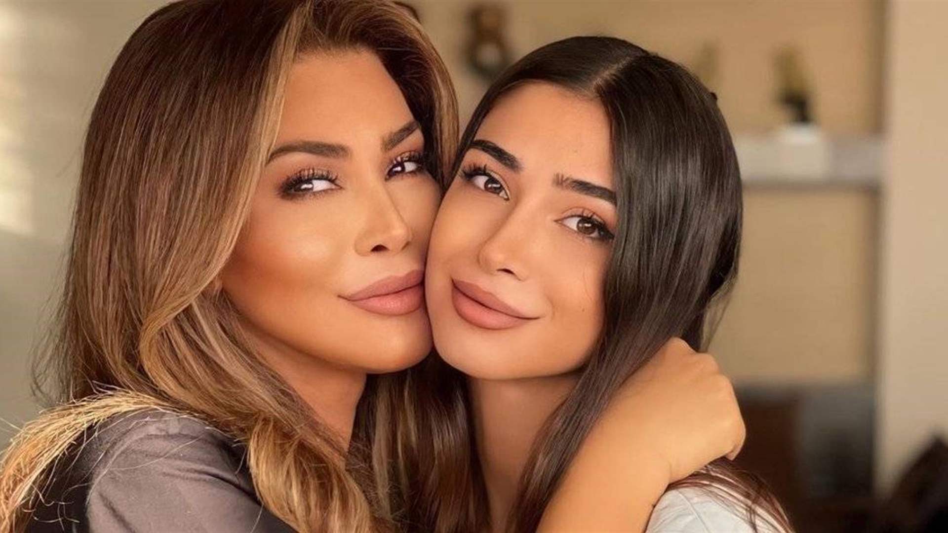 ابنة نوال الزغبي تنفذ مقلباً بوالدتها... دفعتها مباشرةً إلى المسبح وهكذا كان ردّ فعلها! (فيديو) 