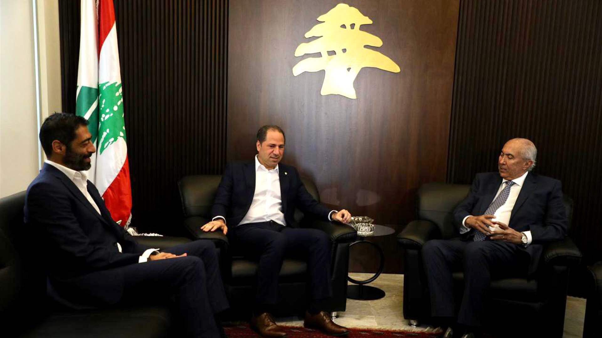 سامي الجميل بعد لقاء مخزومي: السبيل الوحيد لإنقاذ لبنان هو في لحمة المعارضة